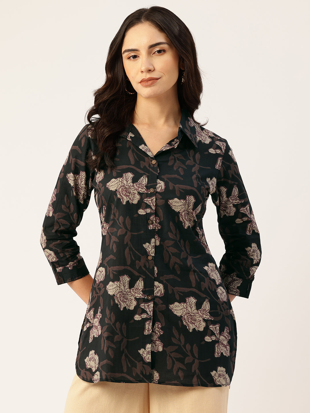 Versatile Collared Shirt with 3/4 Sleeves for Women “ Elegant & Casual
