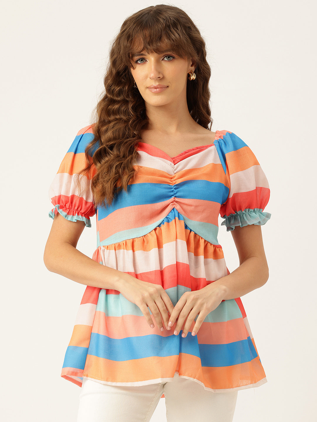 Cropped v-neck peplum puff sleeved top with digital print on linen fabric.