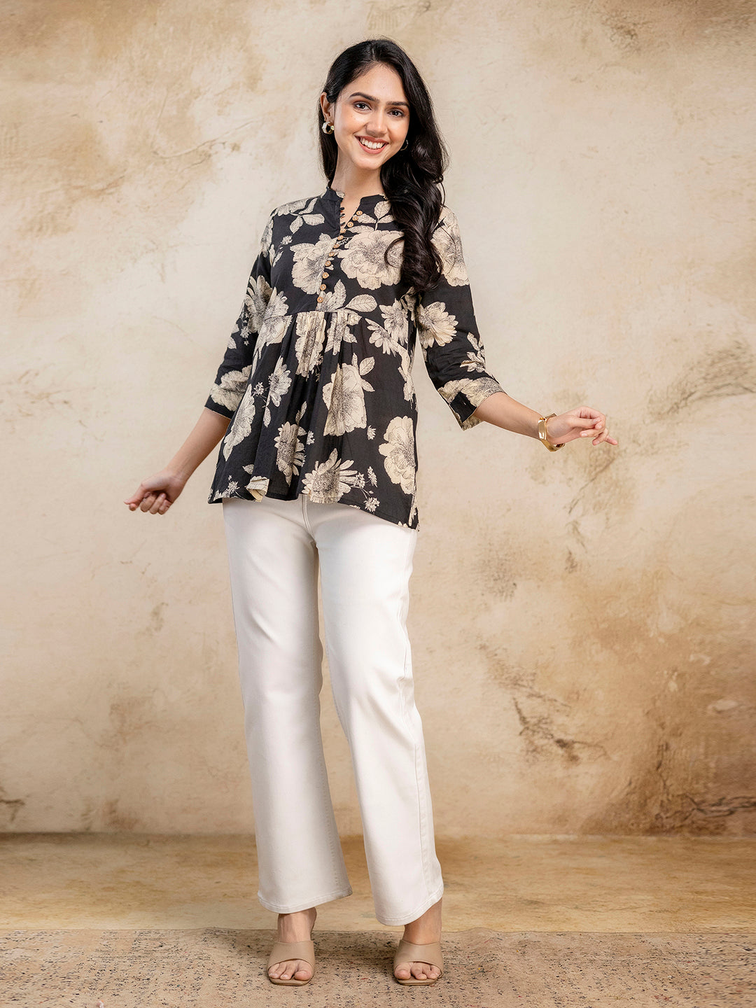 Tunic “ Mandarin Collar, 3/4 Sleeves, Flattering Fit (Sizes S“XXL)