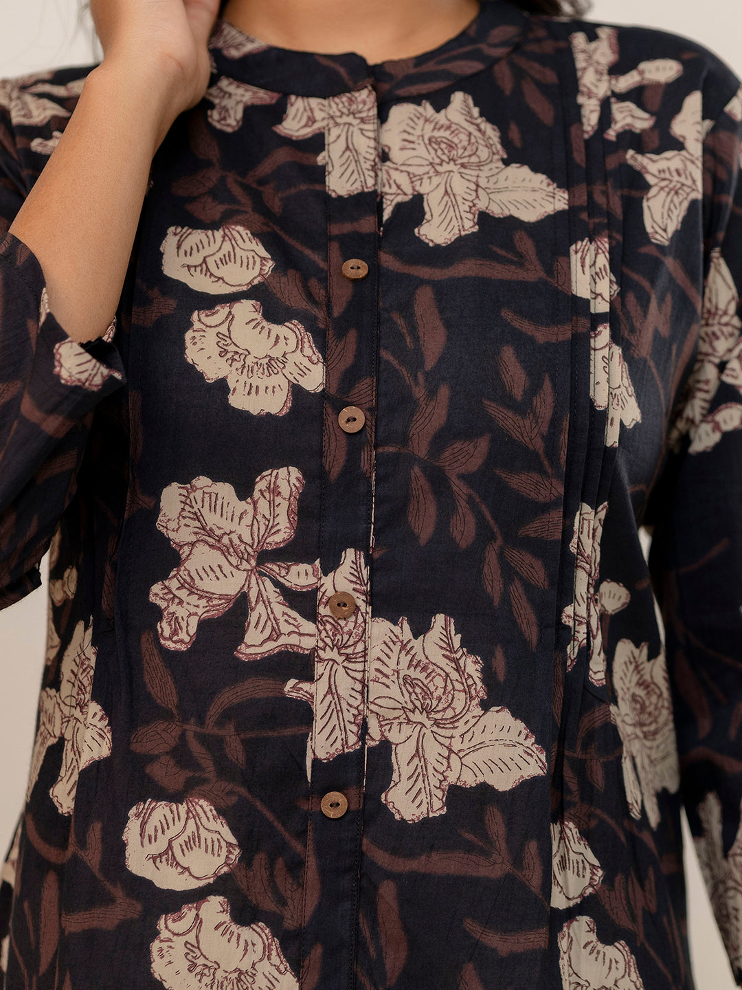 Elegant Mandarin Collar Printed Tunic “ Stylish &amp; Comfortable, Sizes