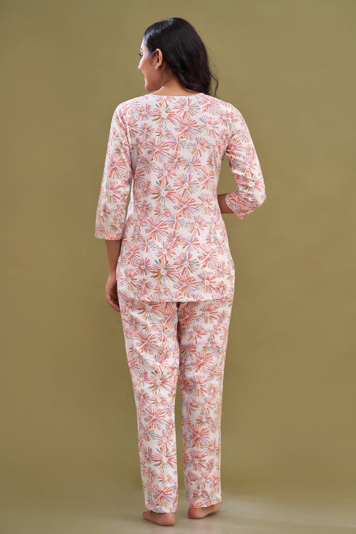 White Printed Cotton Night Suit with V-Neck Kurti &amp; Ankle-Length Pants