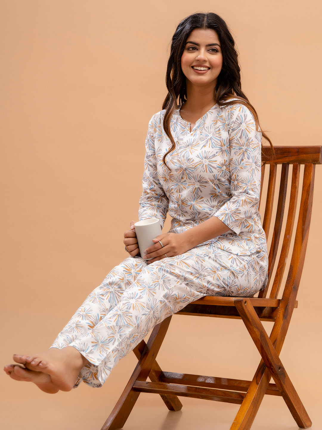 White Printed Cotton Night Suit with V-Neck Kurti &amp; Ankle-Length Pants