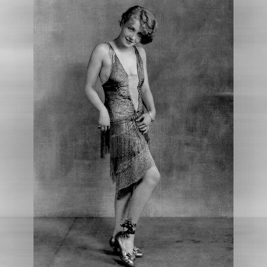 The Flapper Girl Look